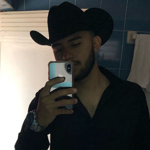 Meet your Posher, Abelardo